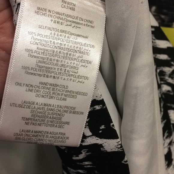 BCBG MAXAZRIA Dress Size 2 - Picture 11 of 11